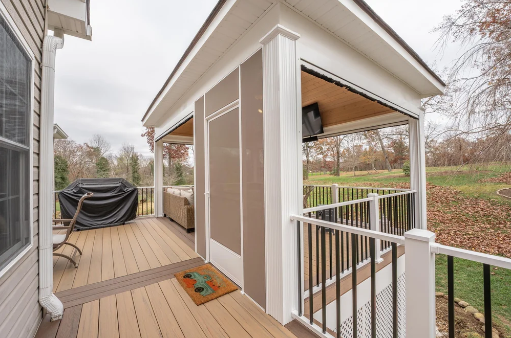 Screened porch with Westbury products and clear outdoor views