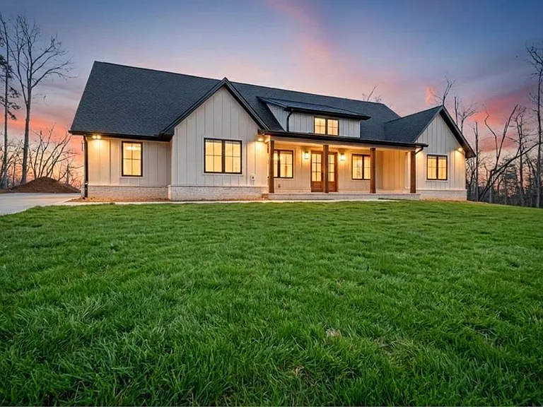 1015 Eastridge Pass, Monterey, TN